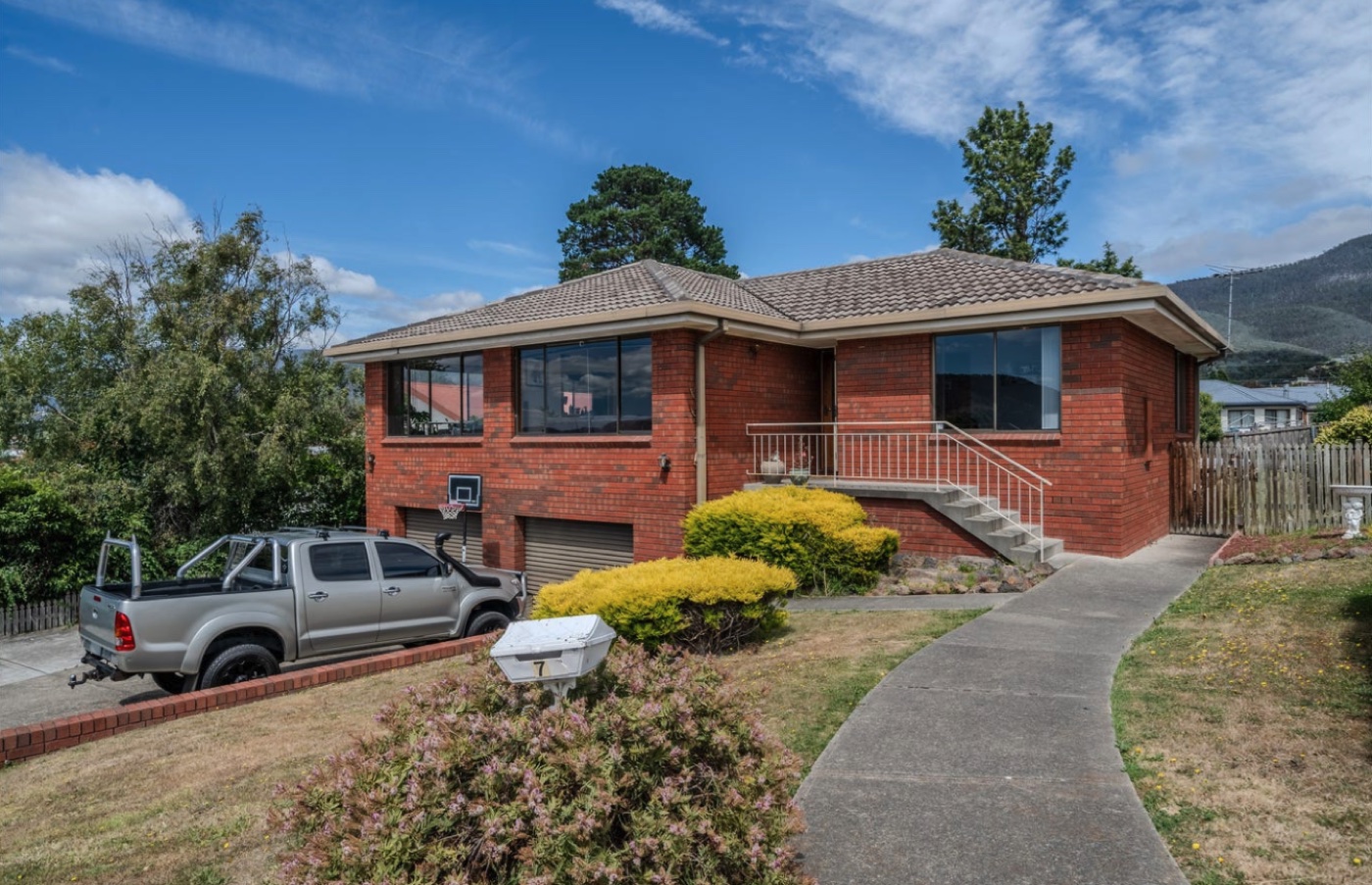 Claremont TAS 7011